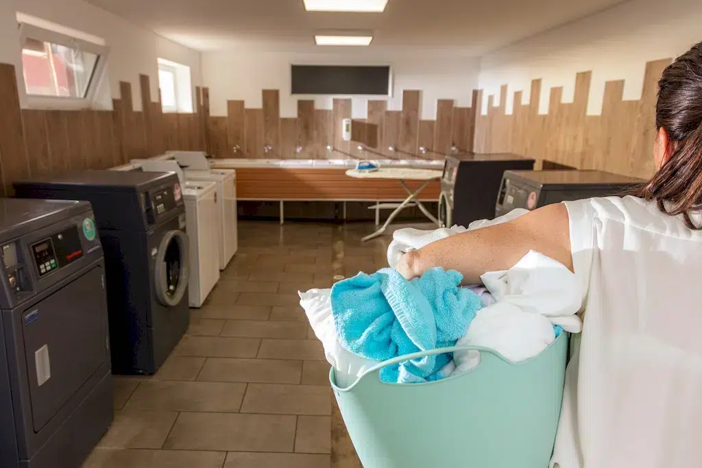 camping avec laverie en herault